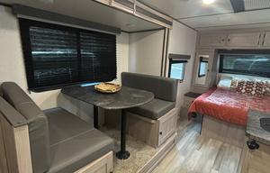 Coachman North Spirit w/Large Bunks!