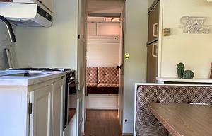 1984 Winnebago chieftain 23