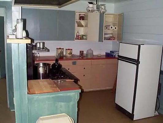 001, Loop: AREA TWO COLOR GUARD STATION