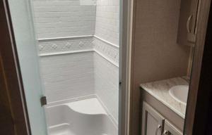 Big boy! sleeps 8/ 2 bathrooms/bunkhouse/5 slides