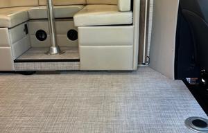 Luxury Mercedes-Benz Entegra  Unlimited Generator