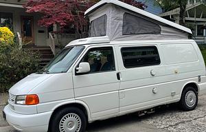 1999 Winnebago Volkswagon Eurovan full camper