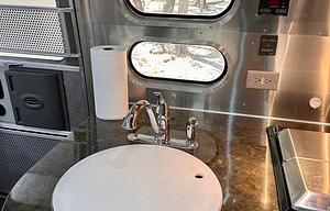 Airstream Flying Cloud 23D