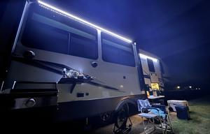 2022 Forest River RV Flagstaff Super Lite 529IKRL RV rental photo 7