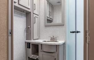2022 Thor Motor Coach Hurricane 31C