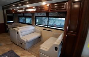 2017 Fleetwood RV Bounder 35K