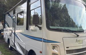 2021 Pursuit 27DS RV rental photo 2