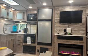 Cozy Up, Camp Out – pet-friendly 7 sleeper!