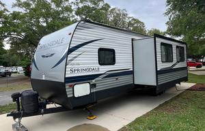 2020 Keystone Bunkhouse RV/ The Windjammer