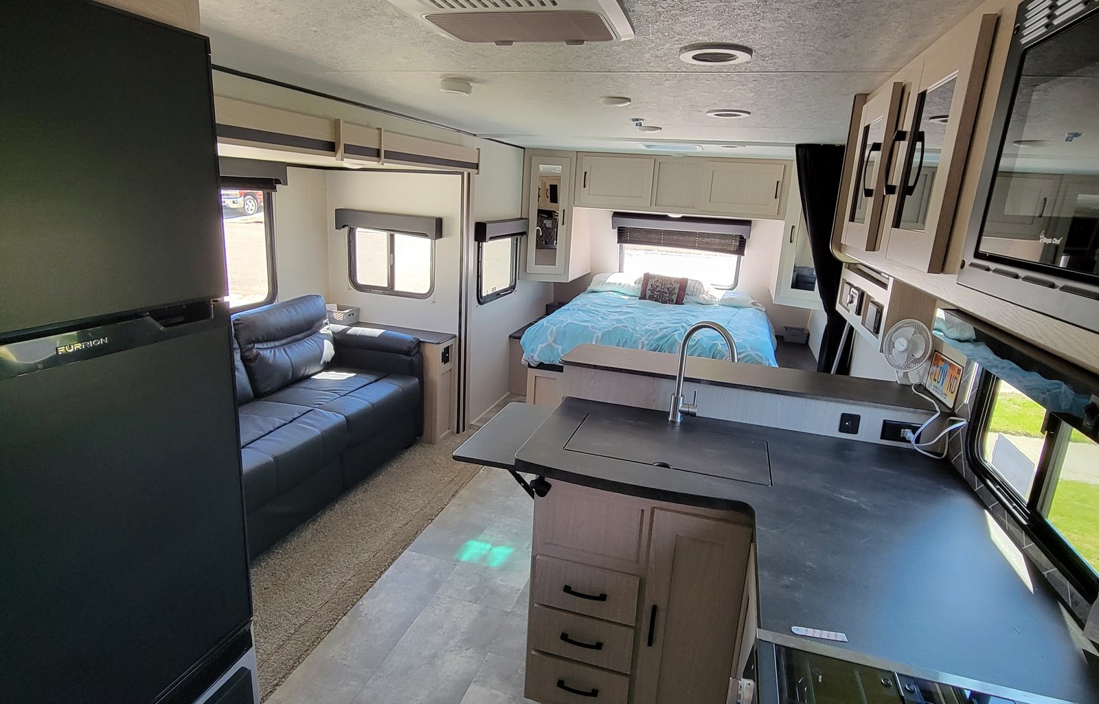 2022 S'mores for Four Coachmen TT