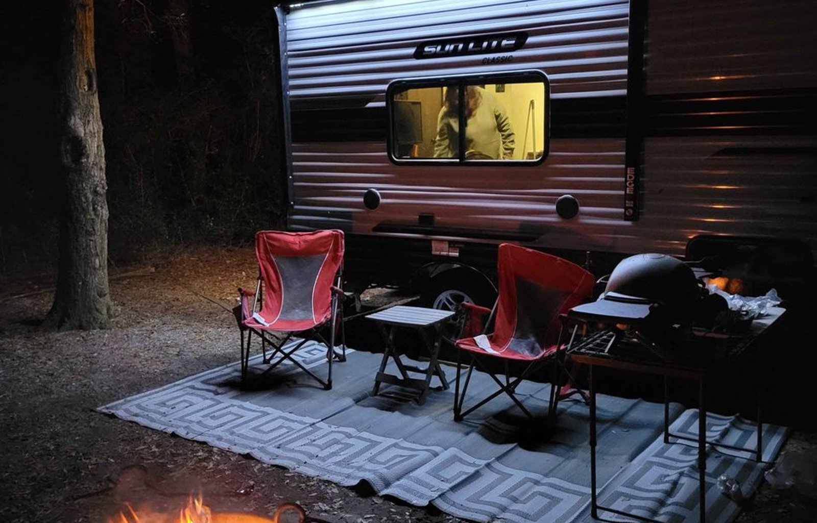 Camp in Comfort - Fully Equipped Sunlite 16BH