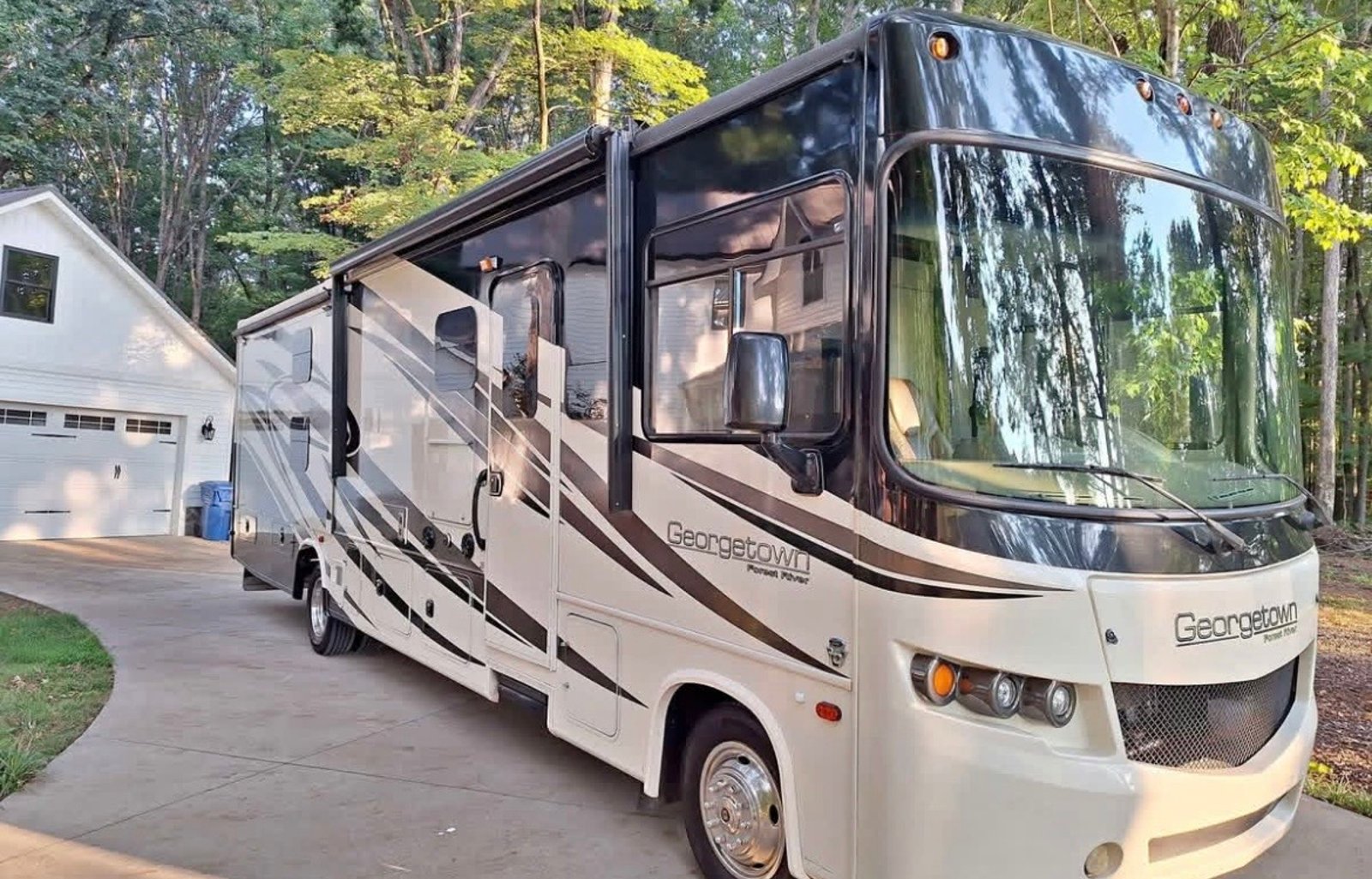 2014 Georgetown 351DSF