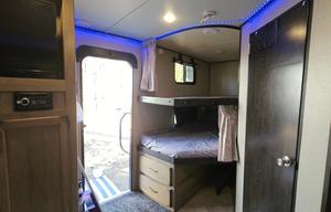 Mountaineer-  Solar Lux bunkhouse! InlandNWRentals