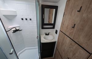 Outback: Chef's kitchen, King bed, 3 slides, Solar