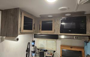 Adventurer - Spacious and Pet-Friendly Getaway