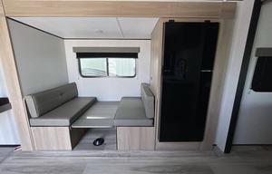 2025 Coleman Light 22BX RV rental photo 5