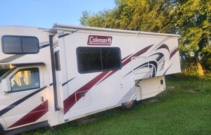 2022 Coleman Thor RV rental photo 29