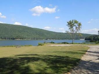 SURRY MOUNTAIN LAKE BEACH