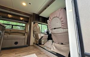 2017 Thor Motor Coach ACE 30.4