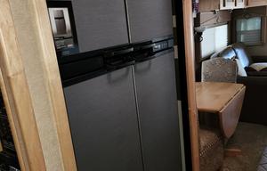 (2008 Winnebago Vectra) The Johnson's Road Coach