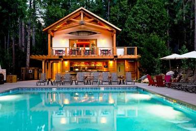 Evergreen Lodge