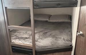2019 Keystone hideout 29 dfswe luxury sleeps 10