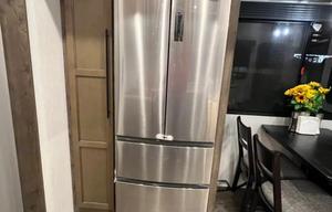 Plenty of room for guests and pets! Delivery Only
