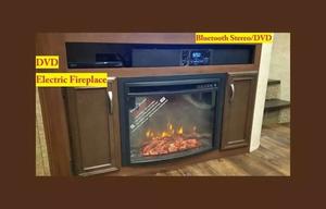 2017 2 Bed/2 Full Ba 43' 5th Wheel + Pool and Hot Tub Option + 2 Bed / 2 Ba House Option