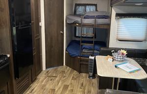 Autumn - 2018 Starcraft  265BHS (Delivery Only)