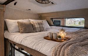 Clean Family RV Sleeps 5 Fully Equipped