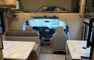 2021 Thor Motor Coach Ford E-350