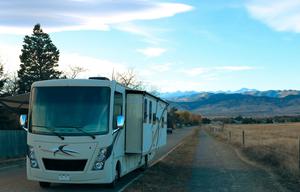 2019 Freedom Traveler—Spacious Family RV