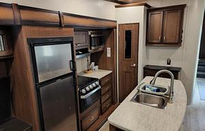2019 Heartland Pioneer PL355 (Bunkhouse!)