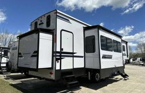2024 Cedar Creek Bunk Room with own Bath Plus Loft