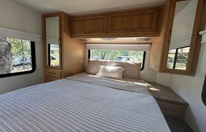 Fully stacked beautiful Rv