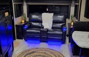 The Imagine That, **Pet Friendly**