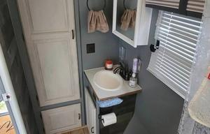 2001 Forest River RV Rockwood Mini Lite 1809 RV rental photo 7
