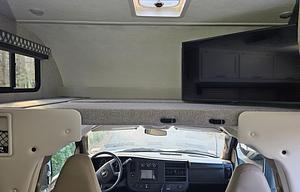 2024 Thor Motor Coach Geneva 22VT RV rental photo 9