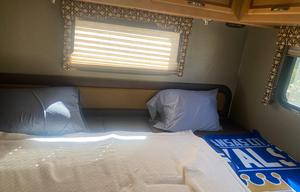 2016 Thor Motor Coach Axis 24.1 RV rental photo 13