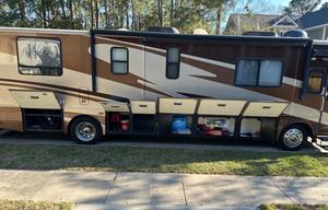 2005 Fleetwood RV Excursion 39s