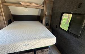 Comfy Remodeled RV -Also for sale