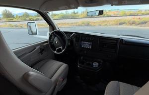 Cozy & Easy-to-Drive Class C RV