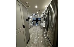 Presidential Luxury Coach