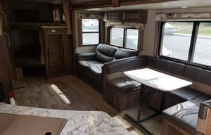 2017 Keystone RV Cougar X-Lite 29BHS RV rental photo 2