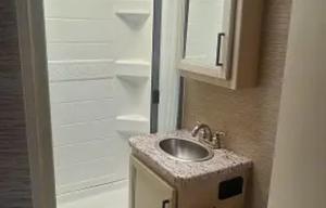 The Island Breeze Cruiser • Sleeps 6  • Thor Elite