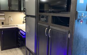 2019 Grand Design Imagine 2800BH