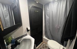 2022 Cherokee Grey Wolf 23DBH RV rental photo 24