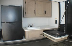 "The Hideout" - 2020 Keyston bunkhouse with 1.5 Bath