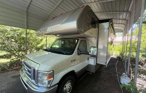 Family Bunkhouse | Sleeps 8 | Fully Stocked