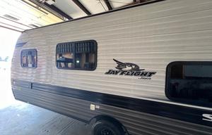 2024 Jayco Jay Flight SLX 174BH RV rental photo 17